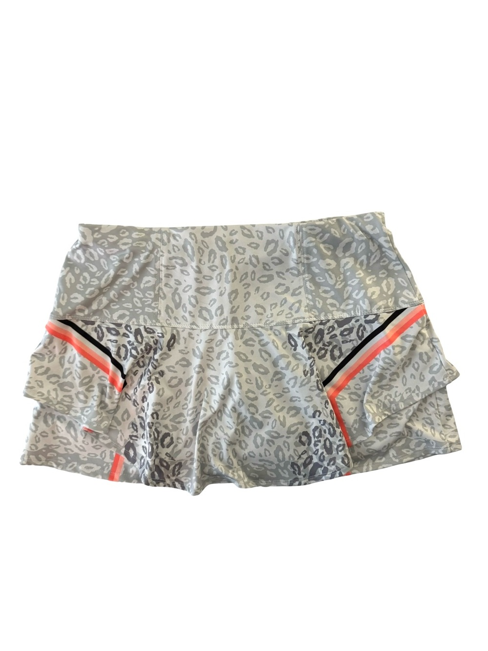 Lucky in Love Women's M Leopard Tennis Skort Tiered Ruffle Pickleball Gray Coral